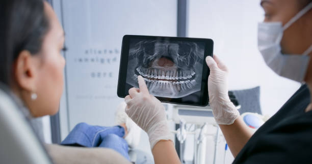 Licensed Tooth Extraction service in Woodburn, OR - Smile Center Dentistry